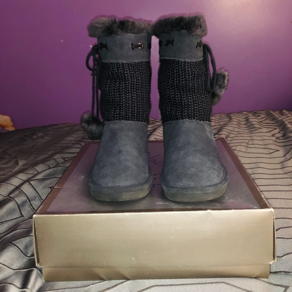 Gray Knit BearPaw Boots